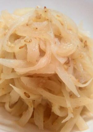 A picture of Easy Daikon Namul.