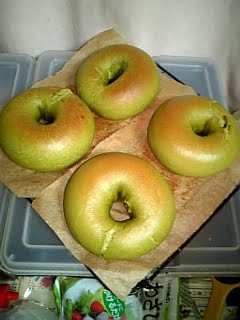 A picture of Matcha Bagels.