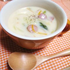 A picture of Cream Soup Side Dish with Wiener Sausages.