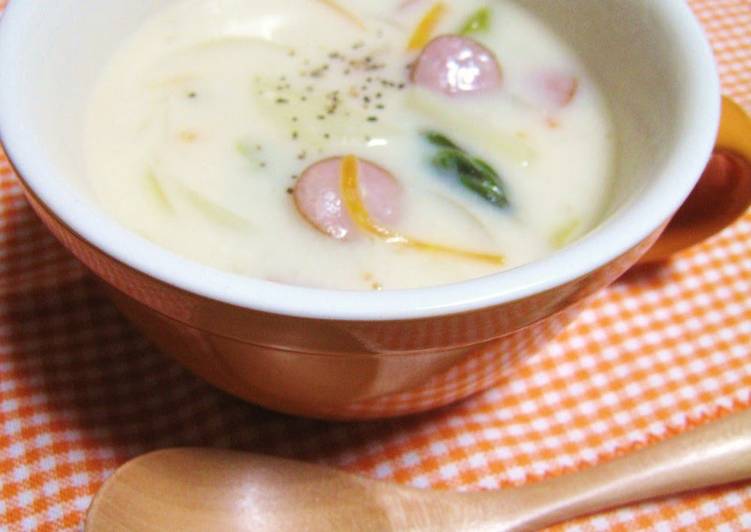 How to Make Perfect Cream Soup Side Dish with Wiener Sausages