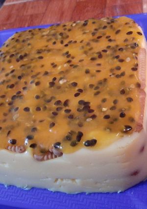 Una foto de Postre de maracuyá