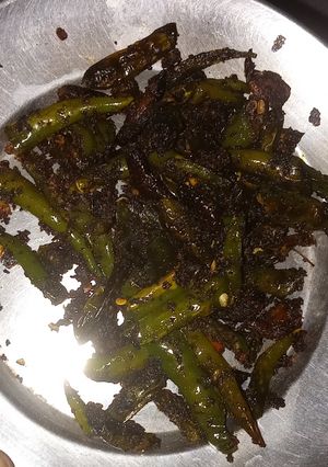 तवा मिर्च मसाला फ्राई (Tava Mirch masala fry recipe in Hindi) रेसिपी मुख्य फोटो