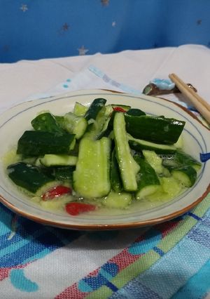 韓式小菜:酸醋小黃瓜 的食譜成品照片