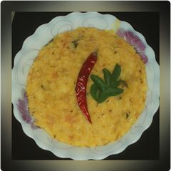 A picture of Daal Khichadi (with leftover daal).