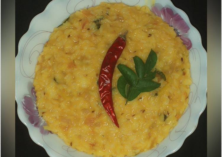 Simple Way to Make Any-night-of-the-week Daal Khichadi (with leftover daal)