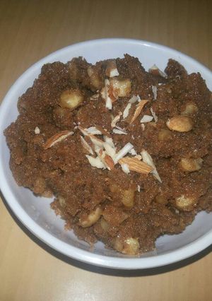 A picture of Khuskhus Halwa.