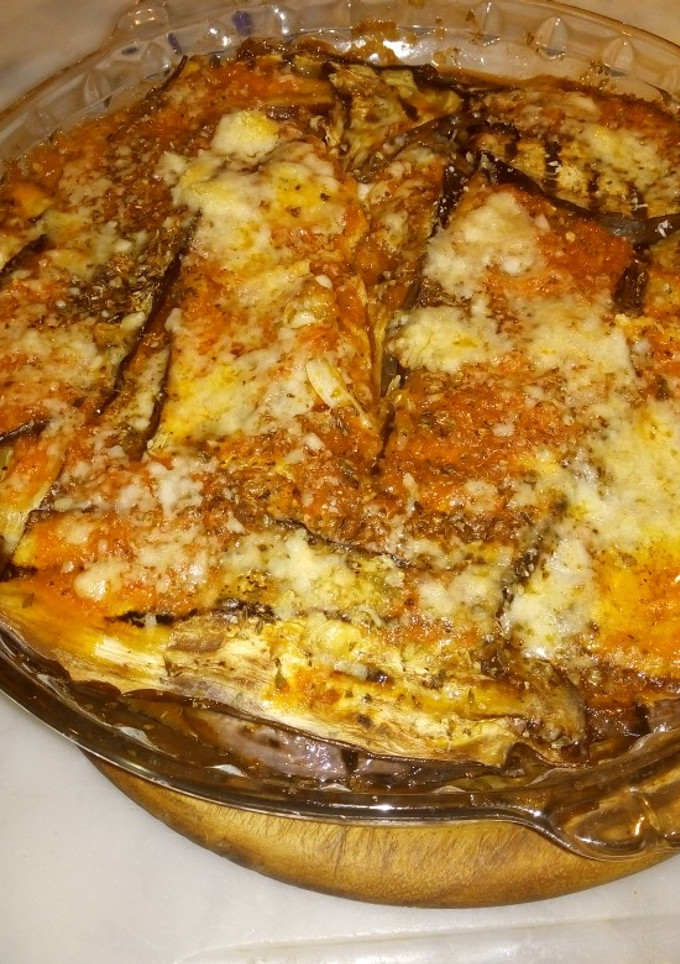 Una foto de Berenjenas a la parmesana