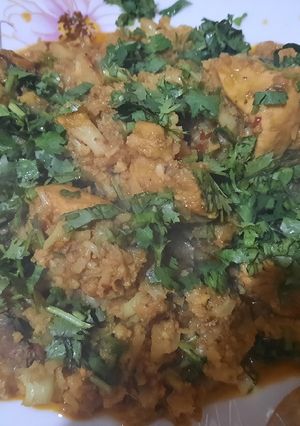 A picture of Gobhi gosht.