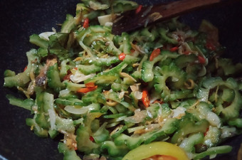 Resep Tumis Pare Teri, Lezat Sekali