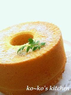 A picture of Oil-free Maple Chiffon Cake.