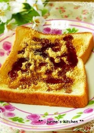 A picture of 'Kuromitsu' Brown Sugar Syrup and Kinako on Toast.