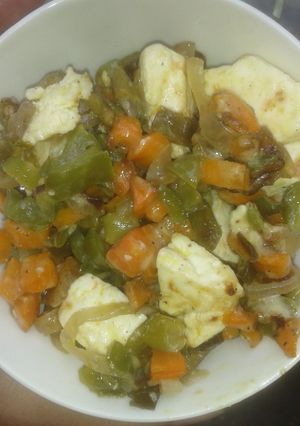 A picture of Mixed Veg with cheese.