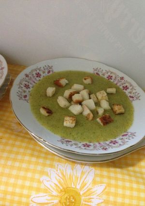 Una foto de Crema de Brócoli Con Zanahoria!!!