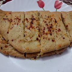 A picture of Cheese Garlic Bread.