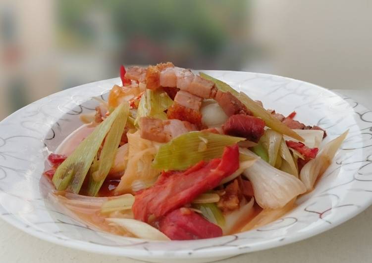 Recipe of Ultimate Chinese Leeks With Roasted Pork In Chinese Wine