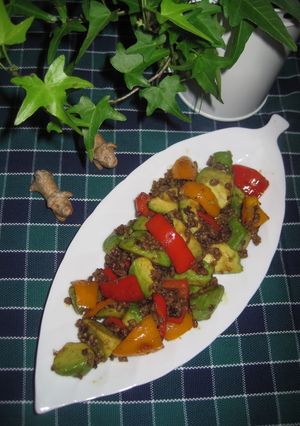 A picture of Avocado and Minced Meat Stir-fry with Wasabi Soy Sauce.