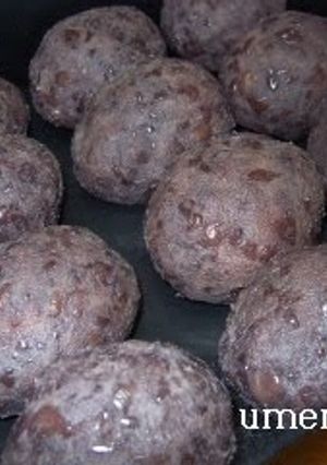 A picture of For Ohigan and Obon: Not So Sweet Ohagi.