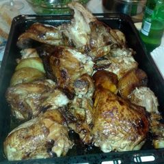 A picture of Pollo al horno (estilo chino).