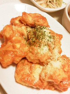 A picture of Chicken Breast Meat with Mayo Chili Sauce and Cheese.