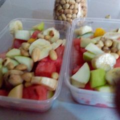 A picture of Fruit salad in condensed milk.