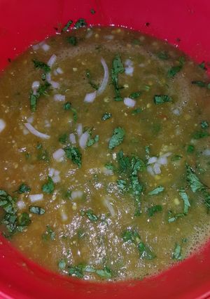 A picture of Salsa verde.