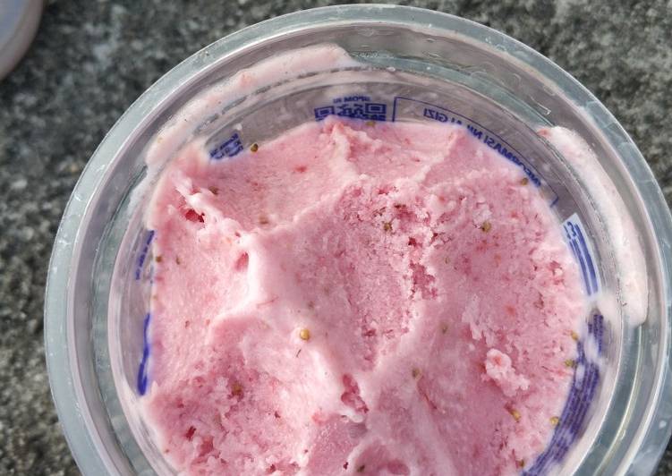 Bagaimana Menyiapkan Home made ice cream 😁, Bisa Manjain Lidah