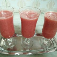 A picture of Watermelon juice.