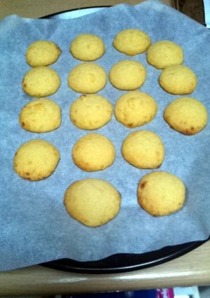 A picture of Cheese Biscuits.
