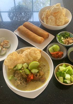 Foto resep Soto Kuning Bogor
