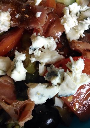 A picture of Italian Inspired Salad.