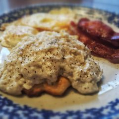 A picture of Simple Everything Gravy.