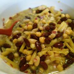 A picture of 4 Bean Salad.