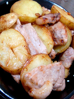 A picture of New Potatoes and Pork with Rich Butter Soy Sauce.