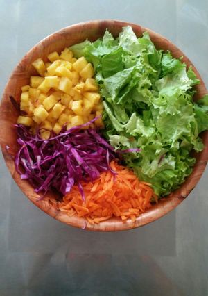 Una foto de Ensalada Arcoíris