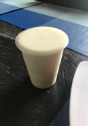A picture of Yogurt.