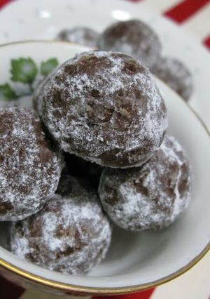 A picture of Easy Chocolate Snowballs.