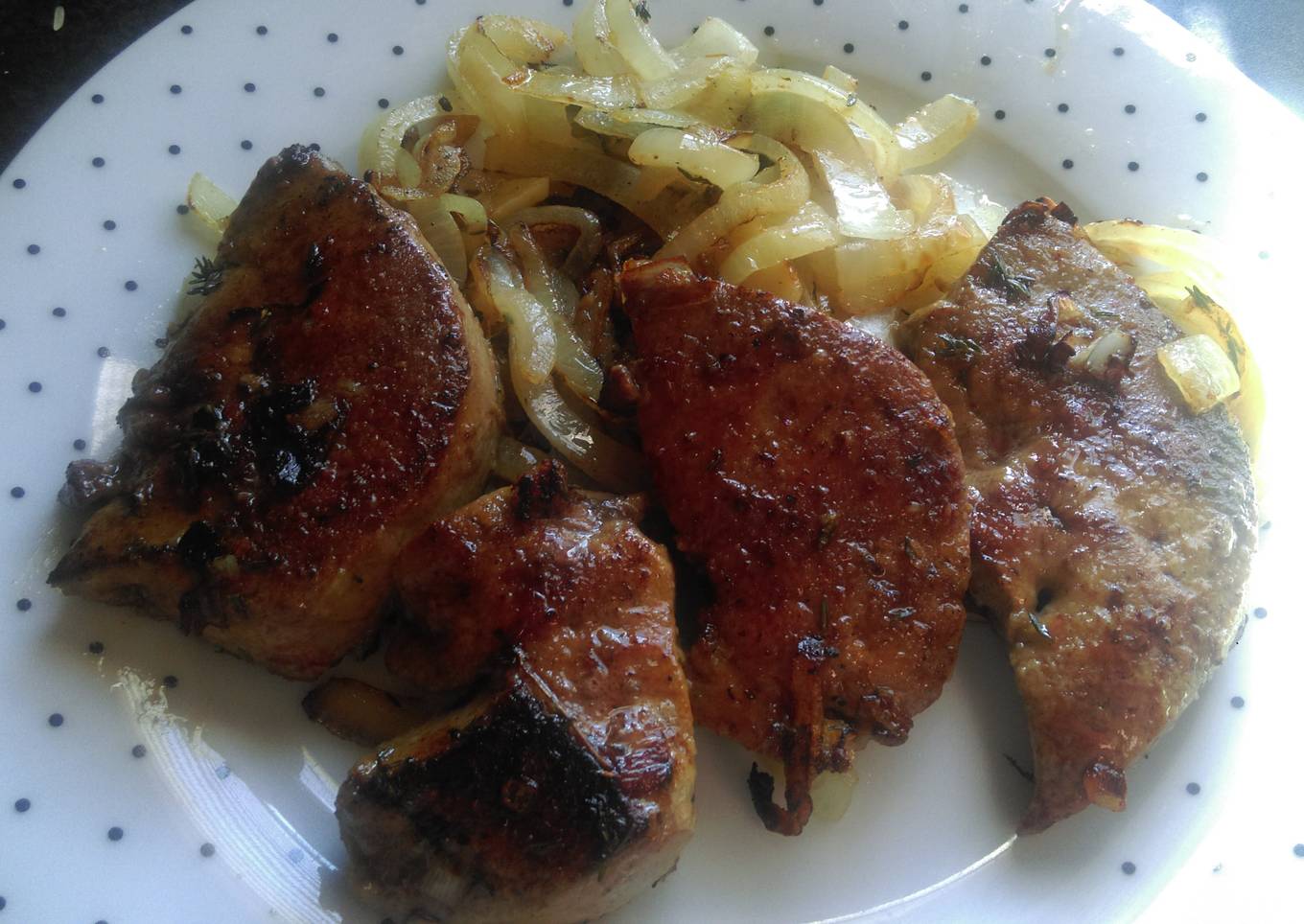 Fried lambs liver and onions