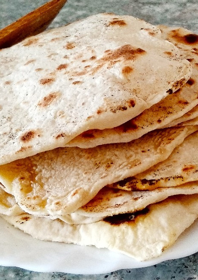 Una foto de Pan indio (sin levadura y a la sartén 🤤)
