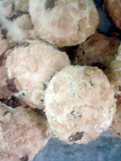 A picture of Pearl cakes.