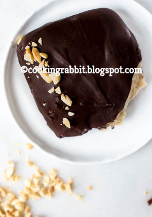 A picture of Banana bars.