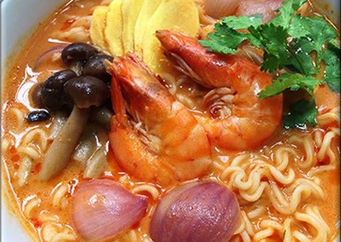 Transform Sapporo Ichiban Ramen into Rich Tom Yum Goong Ramen