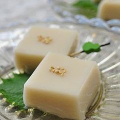 Sesame Tofu using Warabi Mochiko A picture of Sesame Tofu using Warabi Mochiko.