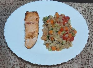 Una foto de Ensalada tibia de Quinoa