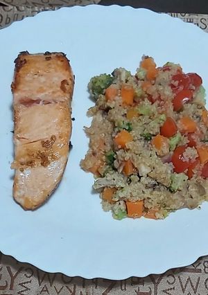 Una foto de Ensalada tibia de Quinoa