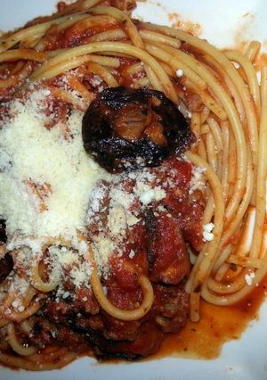 A picture of shiitake mushroom spaghetti.