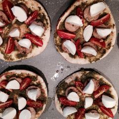 A picture of Italian Caprese & Chicken Sausage Mini Pizza.