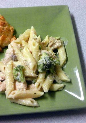 A picture of Jr's Chicken Alfredo.