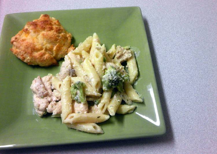 Steps to Prepare Homemade Jr&#39;s Chicken Alfredo