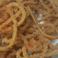 A picture of Rice Murruku.