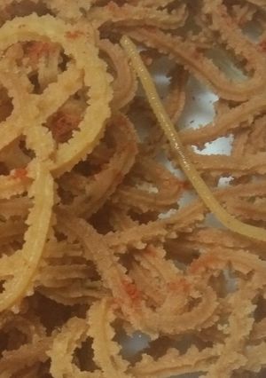 A picture of Rice Murruku.